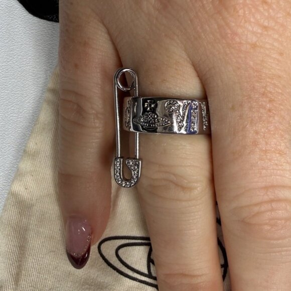 Vivienne Westwood Vernon Ring - Picture 6 of 6